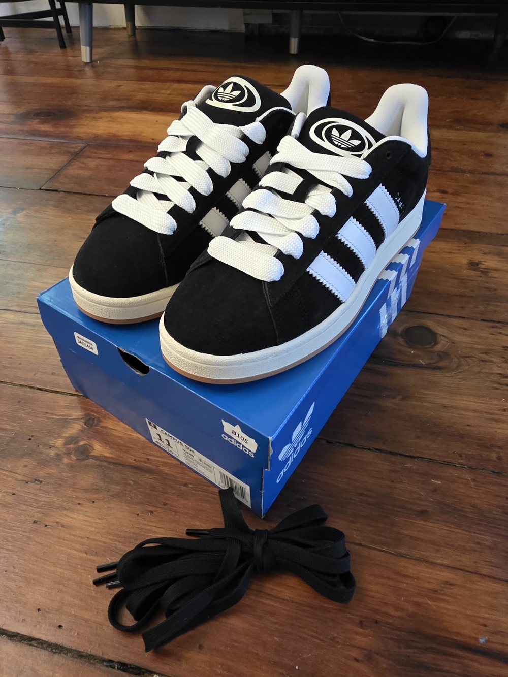 Adidas Campus 00s Black White Gum Men Sz 11 NEW w/ Extra Black Laces - Picture 5 of 6